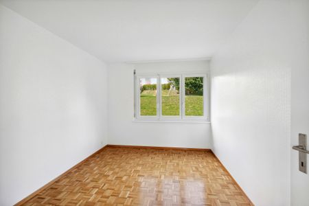 APPARTEMENT À LOUER DANS QUARTIER TRÈS ENSOLEILLÉ ET FAMILIAL - Photo 4