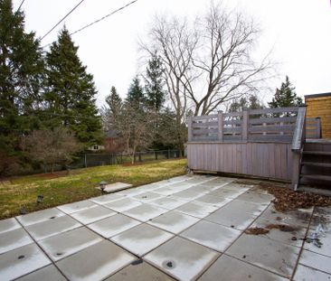 For Lease - 40 Foreht Crescent Unit# Main, Aurora, Ontario - Photo 3