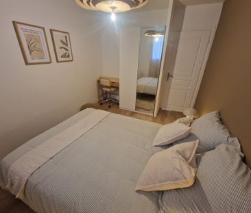 Location Appartement 4 pièces 63m² TOULON 83000 - Photo 2