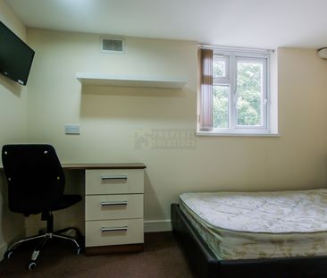 260 Tiverton Road - Photo 4