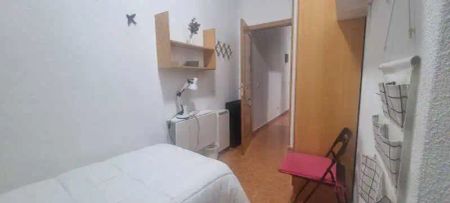 Piso de alquiler en Molino de Viento, Universidad - Malasaña - Photo 4