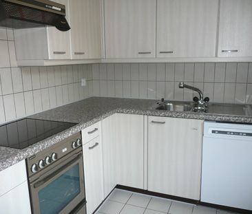 Schöne Wohnung an sonniger Lage in Kloten - Photo 4