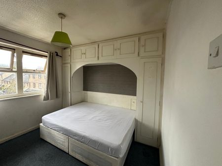 Room in a Shared House, Kinburn St, SE16 - Photo 4