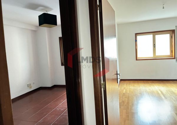 Apartamento T1 + 1