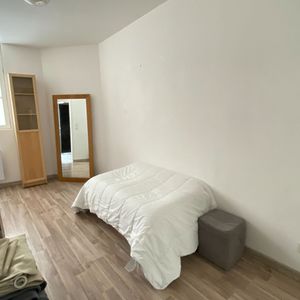 Location Appartement 2 pièces 43m² - Photo 2