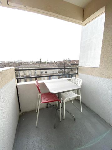 Location Appartement 4 pièces 86m² BORDEAUX 33000 - Photo 4