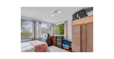 Spacious 3-bedroom Home with Convenient Access to Everything! - Photo 3