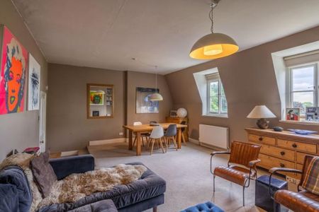 Wilderhope House, Belle Vue Road, Shrewsbury - Photo 2