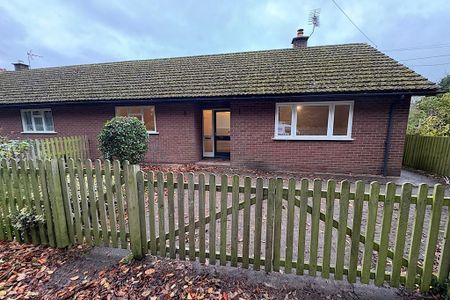 2 bedroom semi-detached bungalow to rent - Photo 5