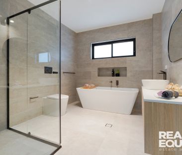 19B Corben Avenue, Moorebank NSW 2170 - House For Rent | Domain - Photo 4