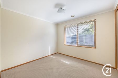 Quiet Court Living - Photo 3