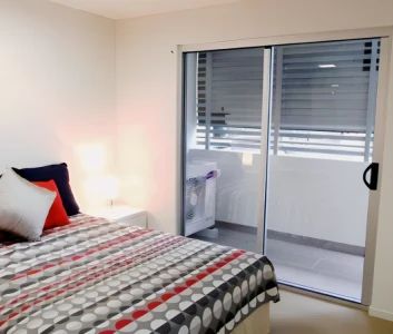 1 Bedroom Apartment - Photo 5