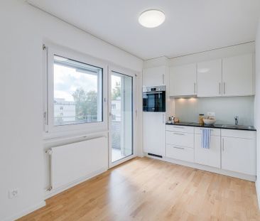 Zentrale und lichtdurchflutete Wohnung - Photo 4