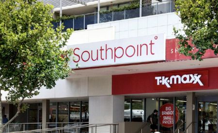 RECENTLY UPDATED SECURE ONE BEDROOM - Photo 3