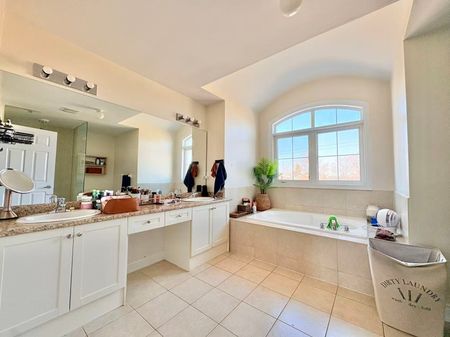 For Lease - 137A FINCH Avenue, Toronto, Ontario - Photo 3