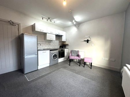 1 bedroom flat to rent - Photo 4