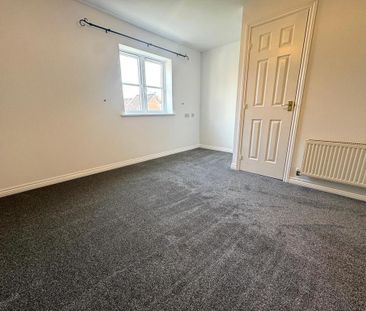 2 bedroom semi-detached house to rent - Photo 3