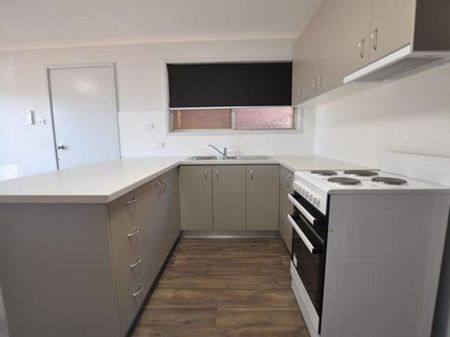 RENOVATED 1x1 + WHITEGOODS - Walk to Beach & CBD - Photo 3