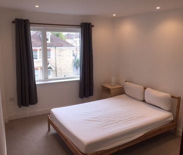 1 Goldstone Crescent - Photo 1