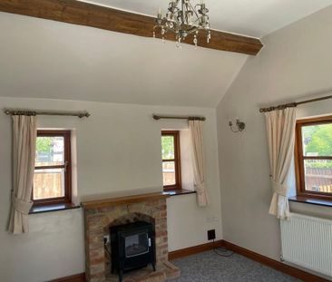 3 bedroom apartment to rent - Photo 2