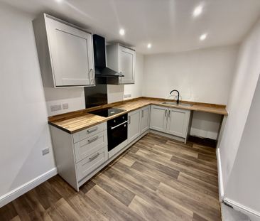 Luxury 1‑bed apartment at Lumb Farm, Ripley. Brand‑new, high‑spec f... - Photo 3