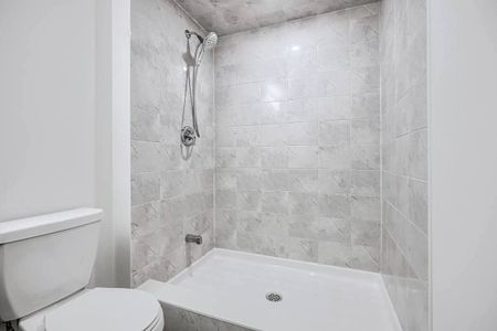 For Lease - 126 PORT Crescent, Welland, Ontario - Photo 2