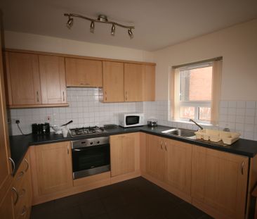 37 Cromwell Court, Botanic Avenue, Belfast, BT7 1NE - Photo 5