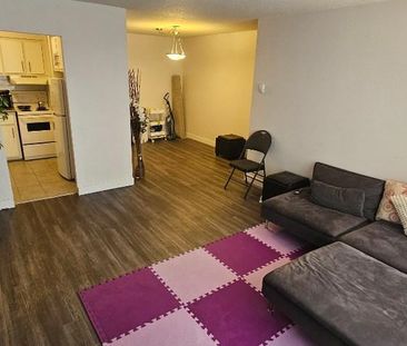 RABAIS 300$/mois - Superbe 3 ½ à Laval (Bords de l’eau) – Libre 1er... - Photo 1