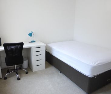 North Park Avenue, Norwich - Photo 1