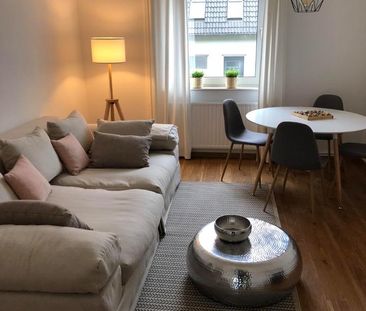 Altbauwohnung möbliert Rüttenscheid mit Balkon - Photo 2