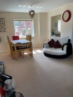 2 bedroom coach house to rent - Photo 4