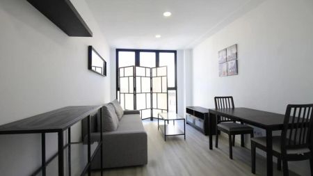 Apartamento de alquiler en Almendrales - Photo 2