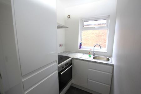 1 Bedroom Apartment, Deeside - Photo 5