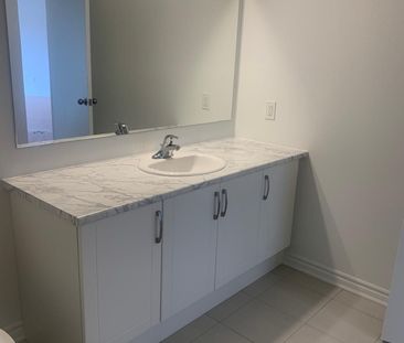 For Lease - 439 Dougall Avenue Unit# # 302, Caledon, Ontario - Photo 4