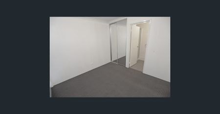 LOVELY VILLA - LOW MAINTENANCE - Photo 3