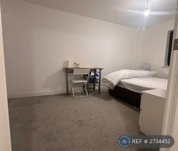 1 bedroom in a house share to rent - Photo 3