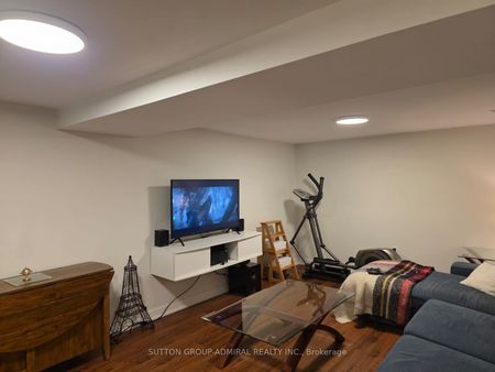 For Lease - 31 JEFFREY Street Unit# LOWER, Barrie, Ontario - Photo 3