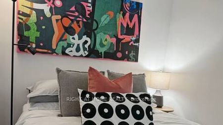 King East Lofts - Photo 3