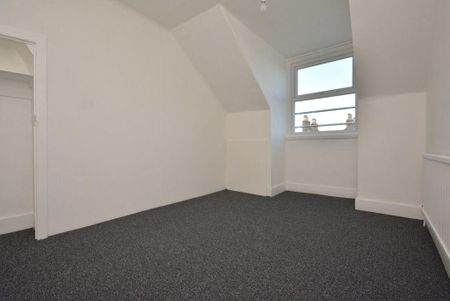 2 bedroom maisonette to rent - Photo 4
