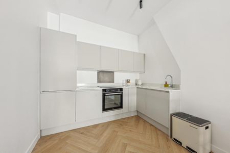 Location Appartement 3 pièces Meublé 60m² PARIS 1er - Photo 4