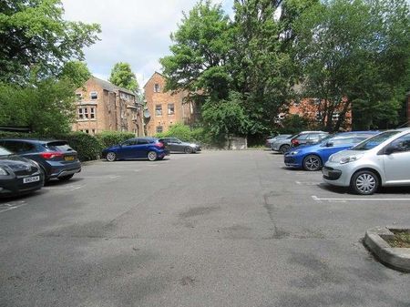 Orban Apartments, - Alexandra Road South, Whalley Range, Manchester, M16 - Photo 5