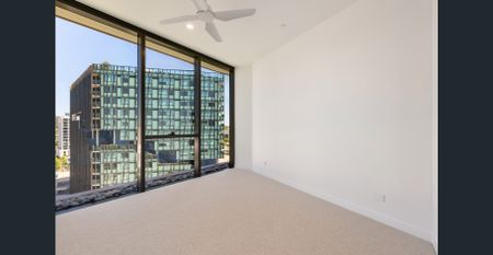 12th Floor Brand New Build! - Photo 3