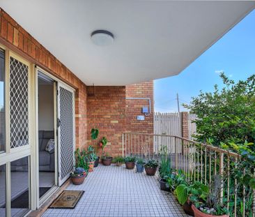 2/113 John Street, Redcliffe QLD 4020 - Apartment For Rent - $455 |... - Photo 2