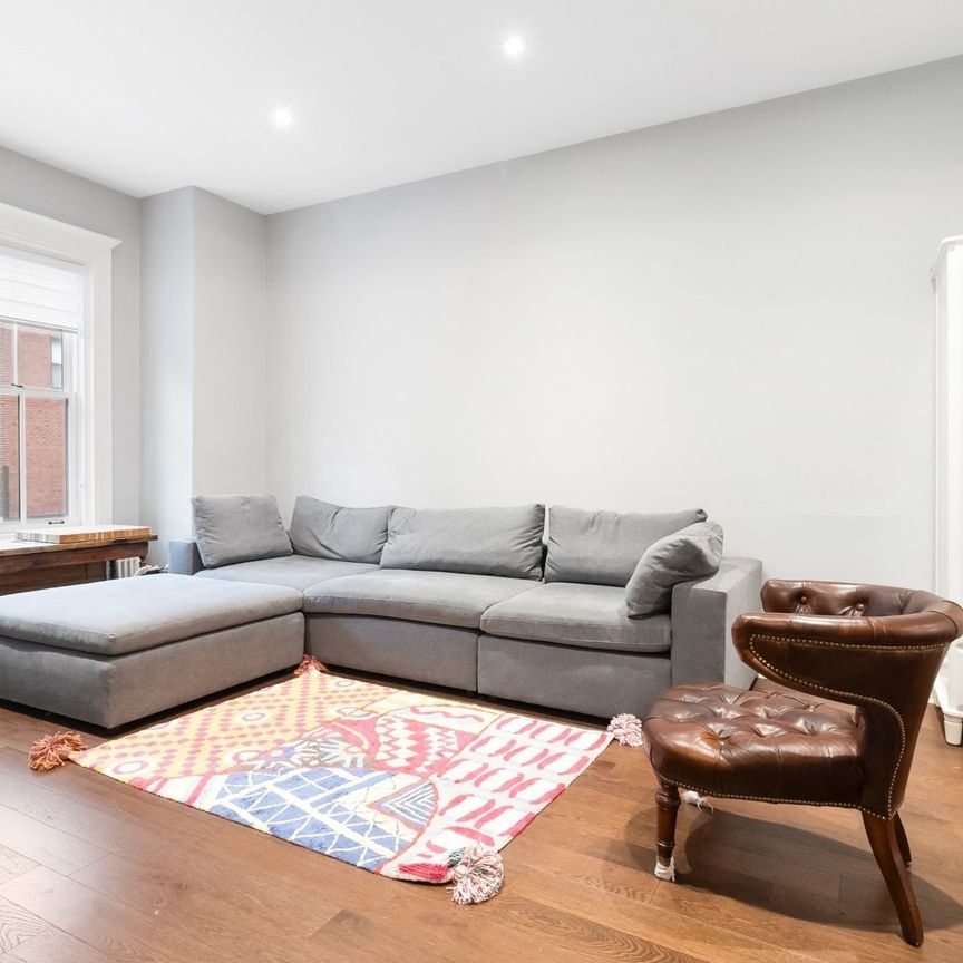 181 Av. Metcalfe - Photo 1