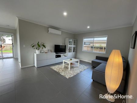 130 Broadwater Terrace, Redland Bay, QLD 4165 - Photo 5