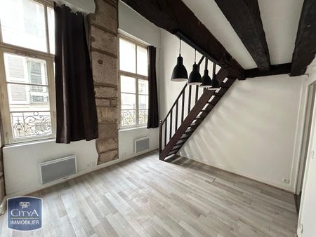 Location Appartement 1 pièce 27m² PARIS 4ème - Photo 3