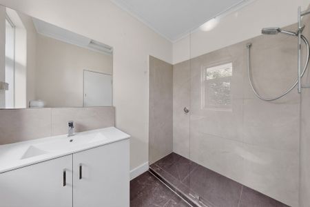 Private and Secure Apartment - Photo 4