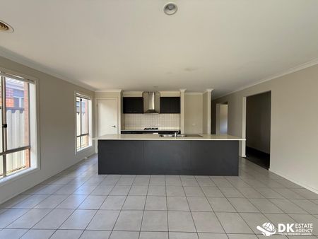 4 Bedroom Family Home - Photo 2