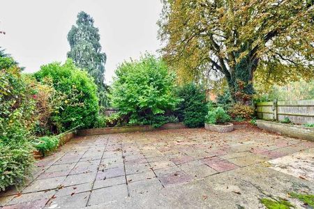 Radnor Close, Henley On Thames, RG9 - Photo 4