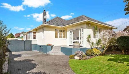 CORNWALL PARK - STANDALONE HOME - BEAUTIFULLY ... - Photo 4